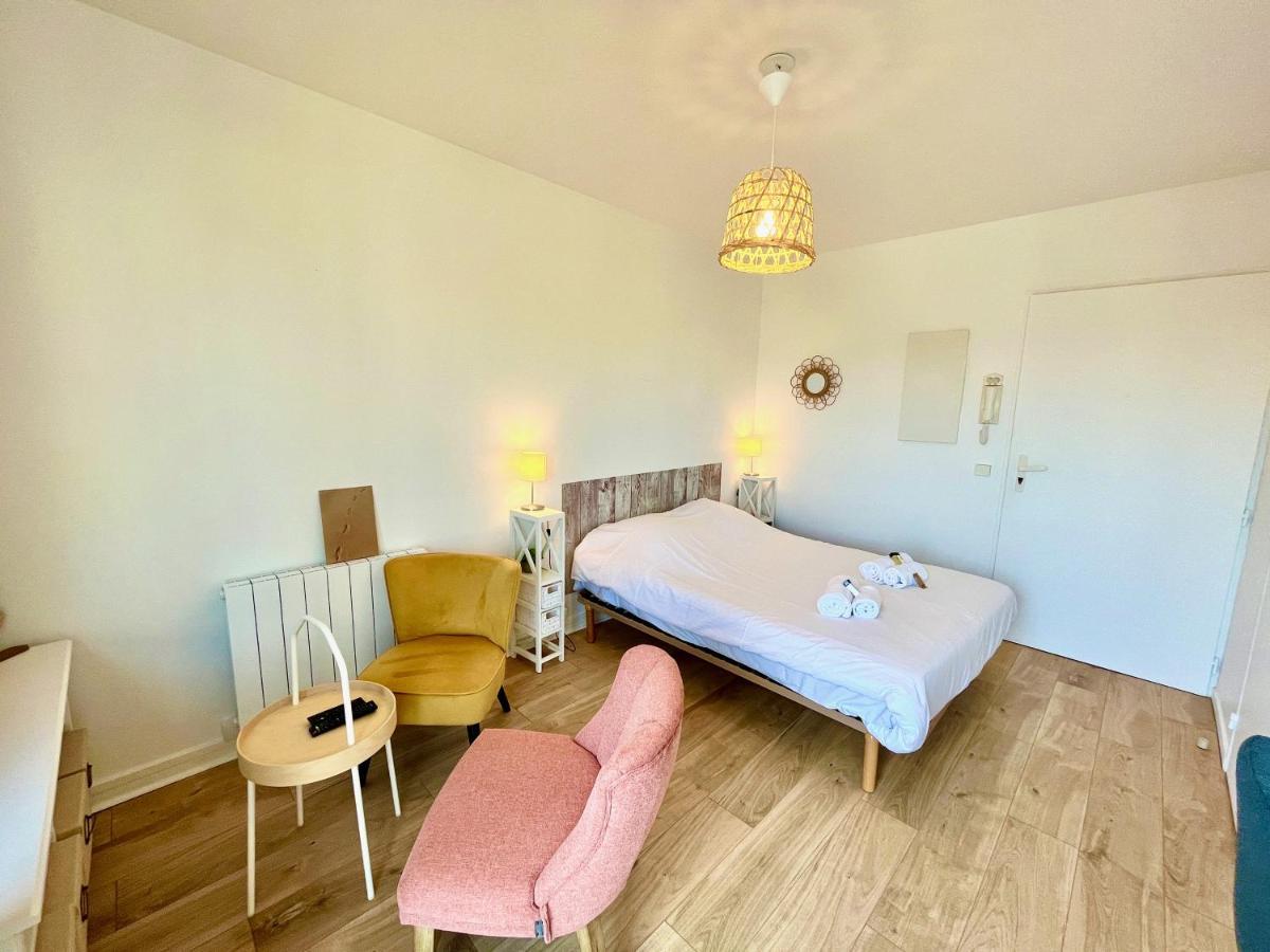 וויסטרהאם Salm, Coquet Studio Avec Balcon מראה חיצוני תמונה